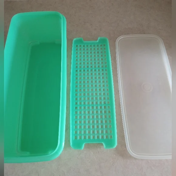 Tupperware - Picture 2 of 4